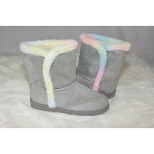Fabkids Boots Fuzzies, Tulip Fuzzy, Light Gray, Size 7